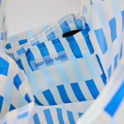 Any Where Tote