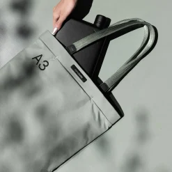 Daily Tote A3