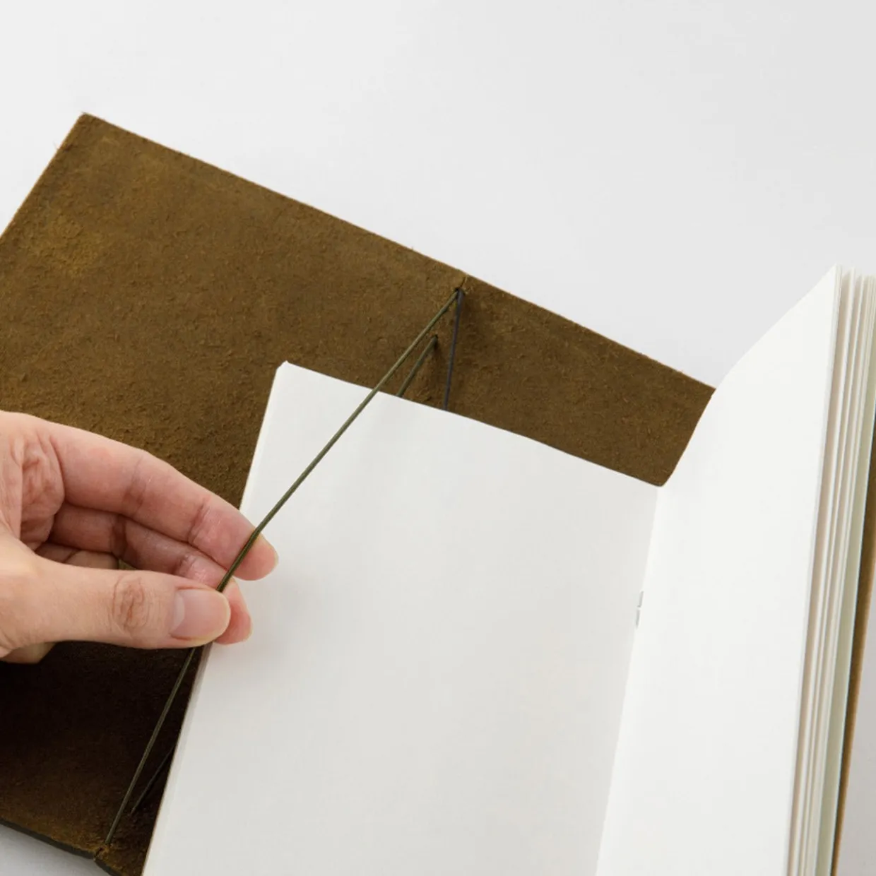 Traveler's Notebook Leather Cover Starter Set